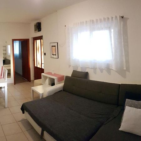 Apartmani Ela Првич Лука Екстер'єр фото
